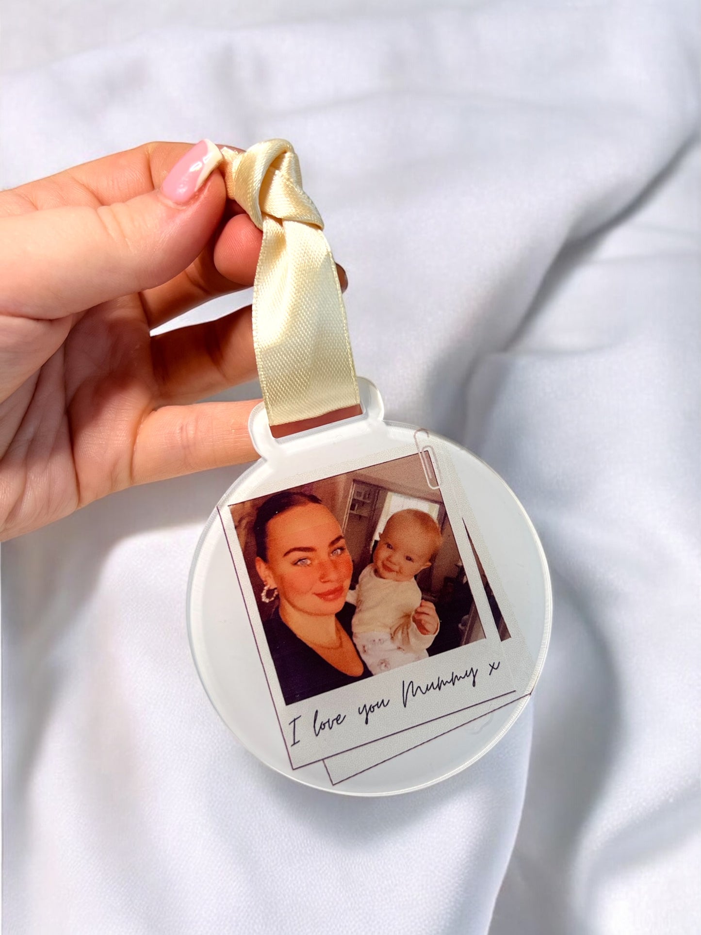 Circular Photo Polaroid Decoration